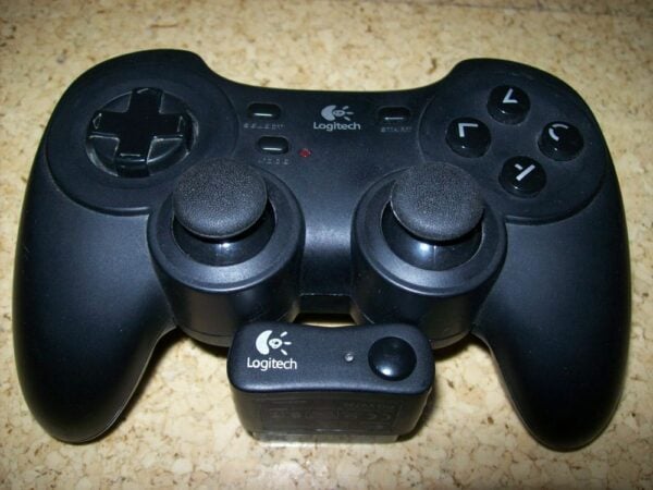 SONY PS2 & PSX Konsolen & Zubehör: Singstar, Guitar Hero, Buzz, EyeToy - Image 13