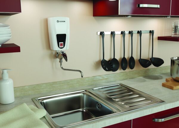 Eldom 3,5 kW Klein Durchlauferhitzer mit Einhebelmischer und Stecker - Image 1