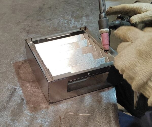 Energiespar Mauerkasten Ø150mm mit 2 Rückstauklappen - anschraubbar - Image 5