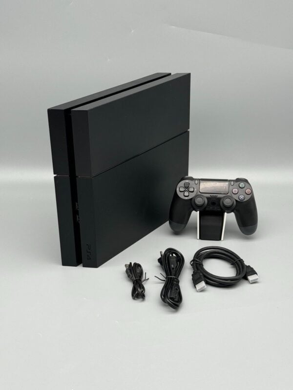 Sony Playstation 4 500 GB Mattschwarz Controller Refurbished Neuwertig