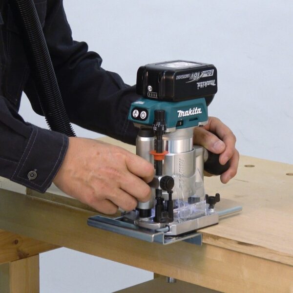 Makita 18V Akku Multifunktionsfräse DRT50ZJX2 für Nuten und Fräsen - Image 1