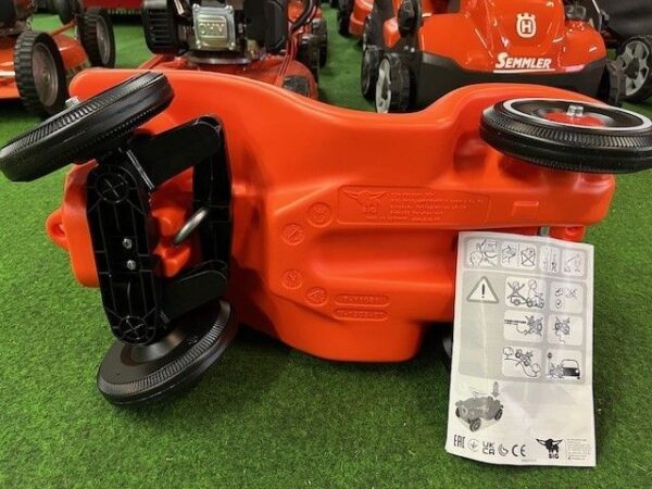 Husqvarna BIG Bobby Car - Original Rutscheauto für Kinder, Rutschfahrzeug - Image 1