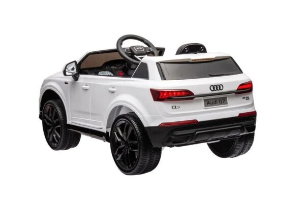 Audi Q7 Kinderauto Elektrofahrzeug mit Fernbedienung, LED & Musik - Image 2