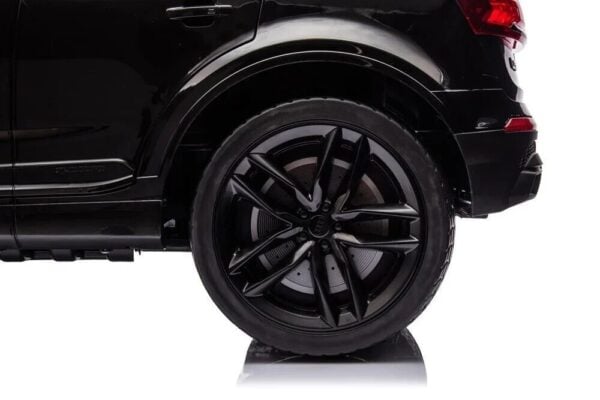 Audi Q7 Kinderauto Elektrofahrzeug mit Fernbedienung, LED & Musik - Image 20
