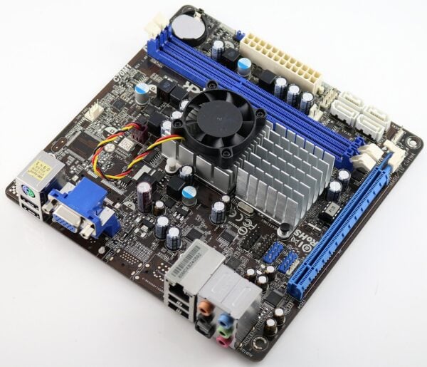 ASRock C70M1 Mainboard HD6290 Sockel VGA SND SATA III DDR3 kaufen
